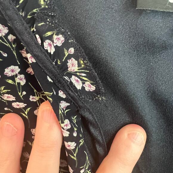 Lulus Navy Blue Flowered Dress Size Small Preloved - Picture 7 of 14